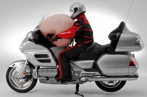 裝安全氣囊的摩托車(chē)，摩托車(chē)品牌推薦