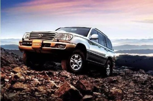 成都自駕游選擇哪些越野車品牌租賃比較好？