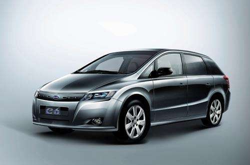 十大電動轎車品牌 哪個品牌的電動汽車性能更加