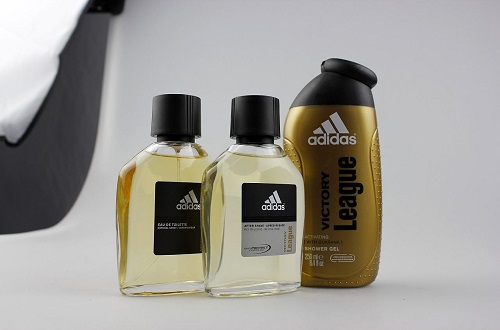 adidas香水被檢測(cè)出致敏物，多款香水品牌也有類似情況