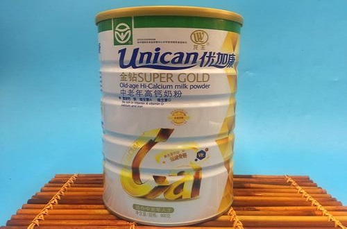 中老年人奶粉什么牌子的好，中老年人喝什么奶粉好