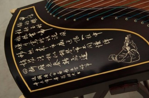 古箏購(gòu)買(mǎi)注意事項(xiàng) 什么品牌的古箏值得購(gòu)買(mǎi)