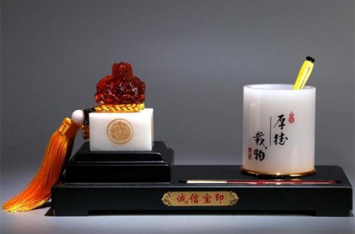工藝禮品大全 麥凱圖引領(lǐng)商務(wù)禮品風(fēng)潮