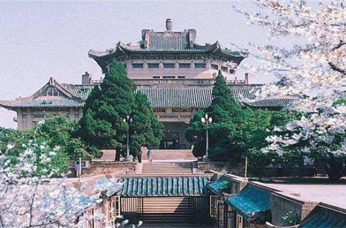 全國高校排行榜：中國十大花園式高校