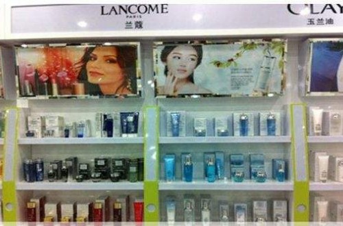 想開(kāi)個(gè)化妝品店 化妝品店怎么挑選加盟品牌
