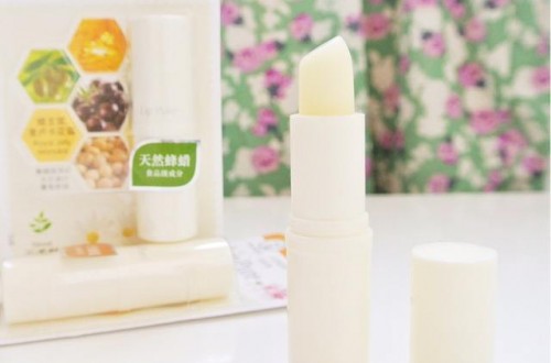 好用的潤唇膏推薦：曼秀雷敦Lip Pure潤唇膏使用體驗