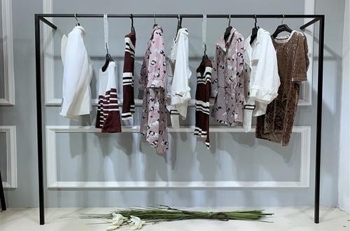 如何選購連衣裙 這些好看的品牌連衣裙你值得擁有