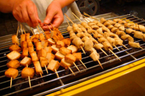 適合一個(gè)人擺攤創(chuàng)業(yè)的小吃有哪些？聯(lián)盛昌小吃技術(shù)培訓(xùn)為你盤點(diǎn)