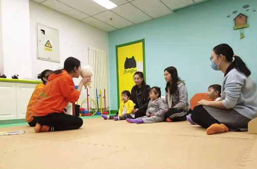 與芭迪熊親幼館的一場(chǎng)相遇，如何成就她的教育夢(mèng)想？