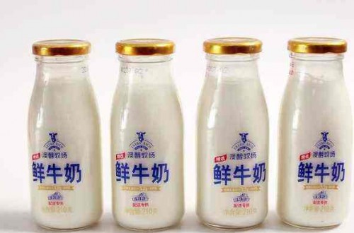 廣澤乳業(yè)：優(yōu)質(zhì)奶源自嚴(yán)謹(jǐn)?shù)臋z測(cè)標(biāo)準(zhǔn)、先進(jìn)的加工工藝