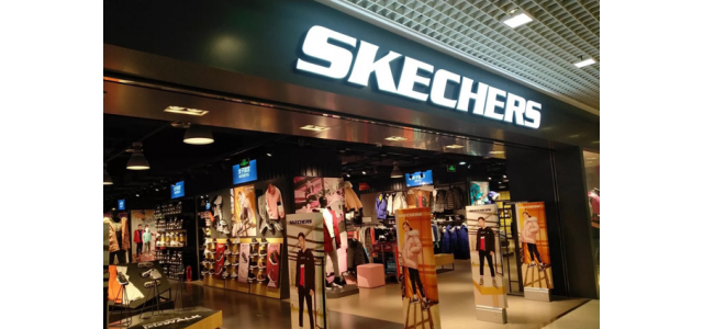 來自美國的運動品牌在中國的年收入為184億，超過了李寧等本土品牌。