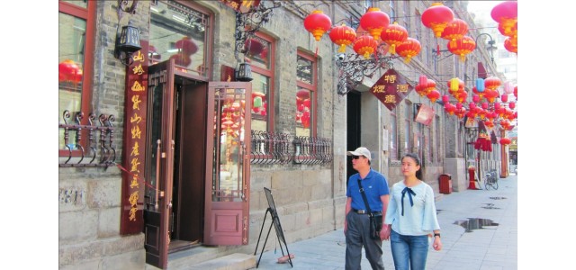 創(chuàng)建4A級(jí)景區(qū)，打造文化旅游新品牌——道外區(qū)，大力推進(jìn)中國(guó)巴洛克歷史文化街區(qū)建設(shè)