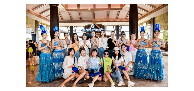 真珠美學婷姐帶領真珠女孩齊聚西雙版納，展現(xiàn)民族品牌責任