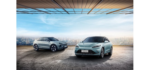 極狐展現(xiàn)國(guó)家隊(duì)實(shí)力，獲得中國(guó)民族汽車(chē)品牌榜大獎(jiǎng)